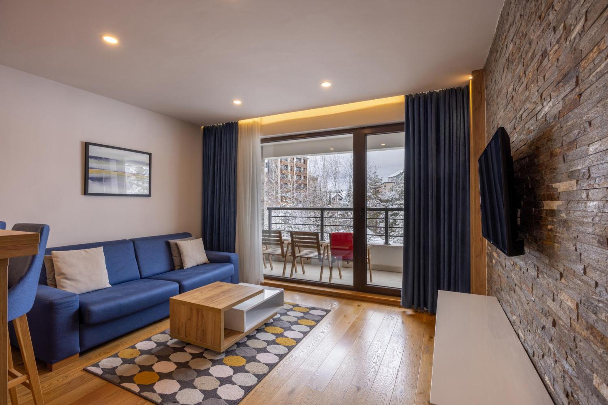 By Bor - Bor Complex Aparthotel 4*
